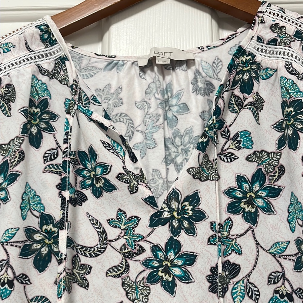 LOFT Sleeveless Mixed Media Floral Top - Picture 3 of 5